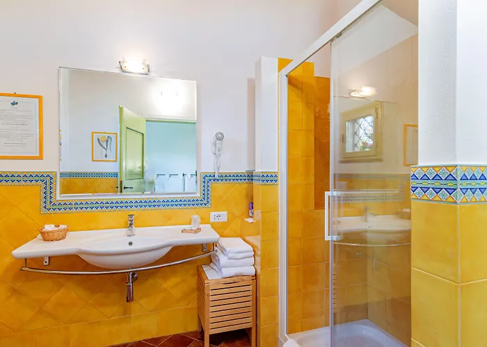 Bauernhof Wine Leda D'ittiri